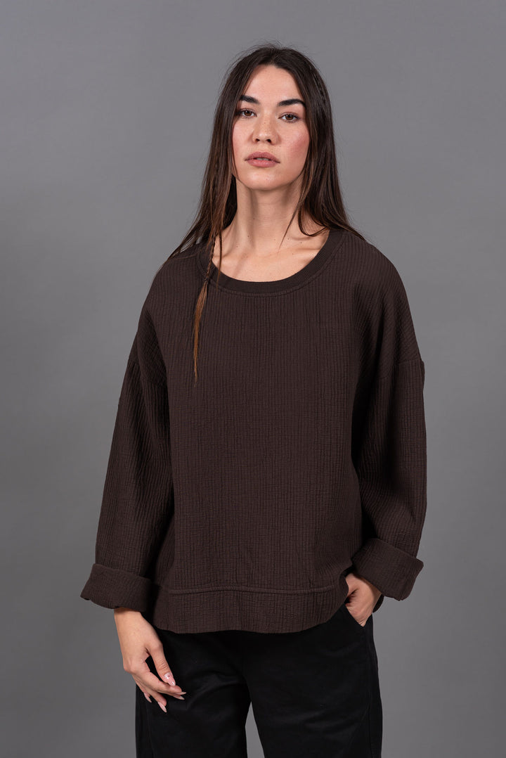 חולצת תום 2382 | חום שוקולד